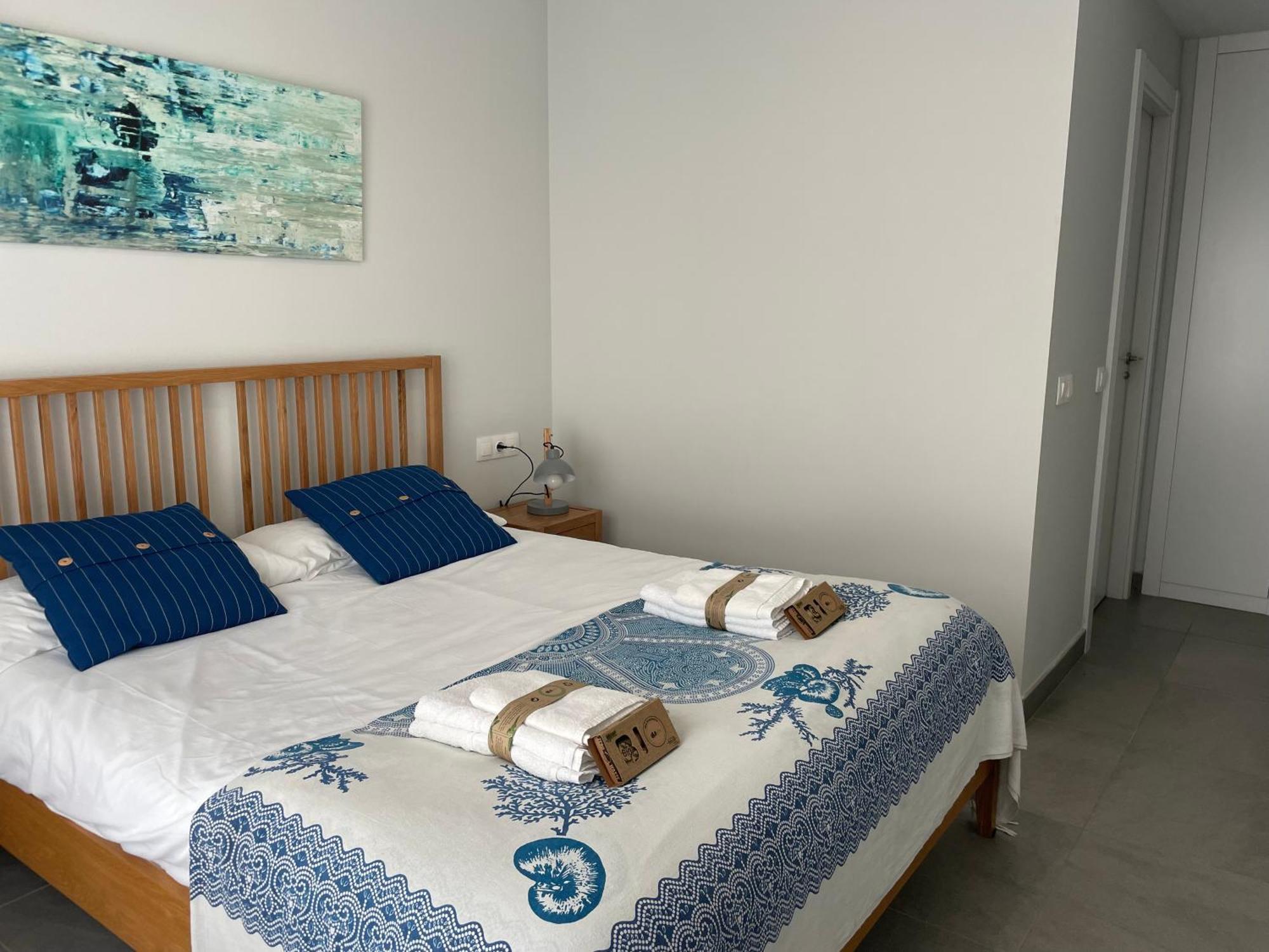 Sunny Penthouse Beach Apartment With Panoramic Views 阿尔姆尼卡 外观 照片