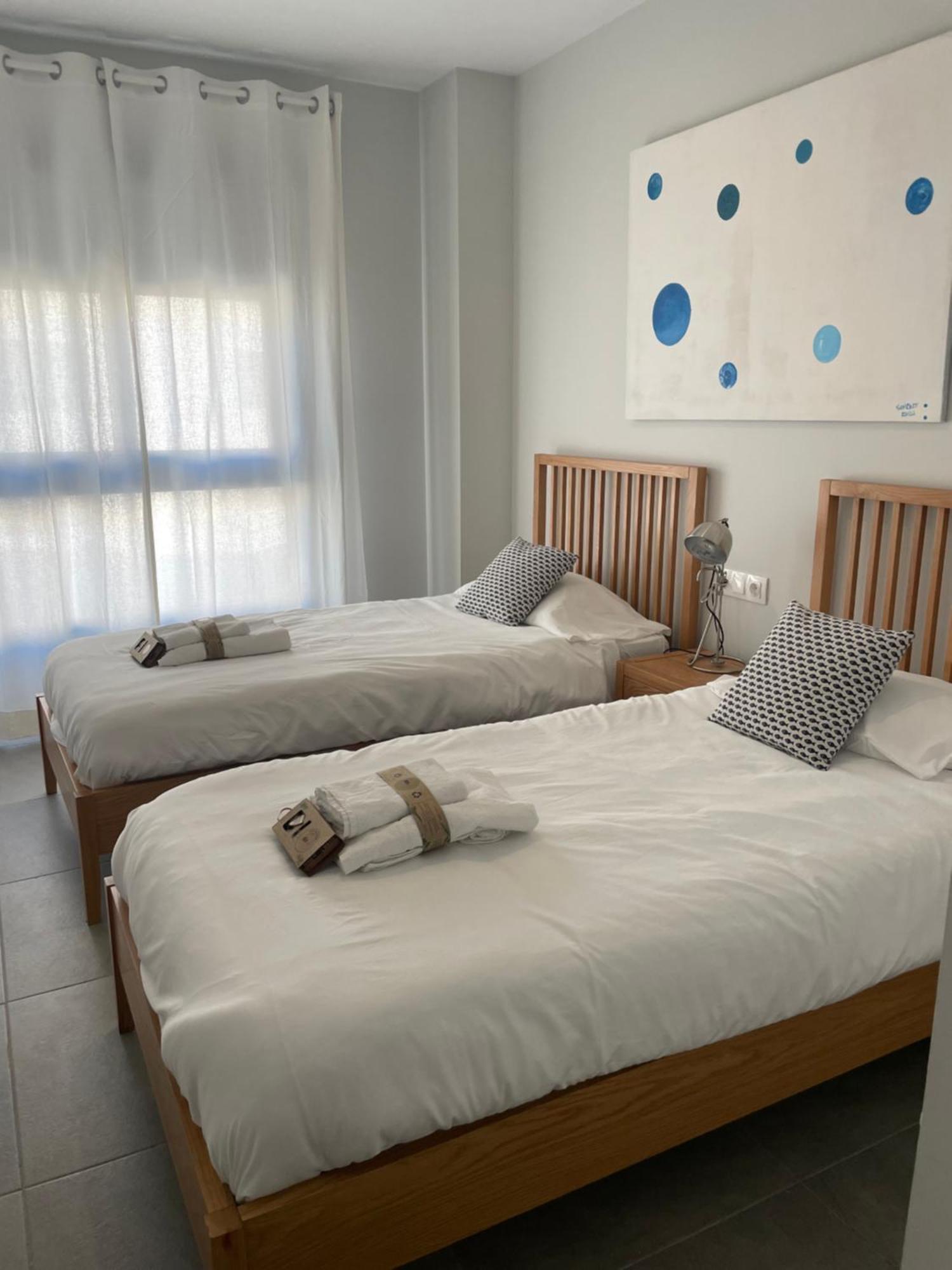 Sunny Penthouse Beach Apartment With Panoramic Views 阿尔姆尼卡 外观 照片