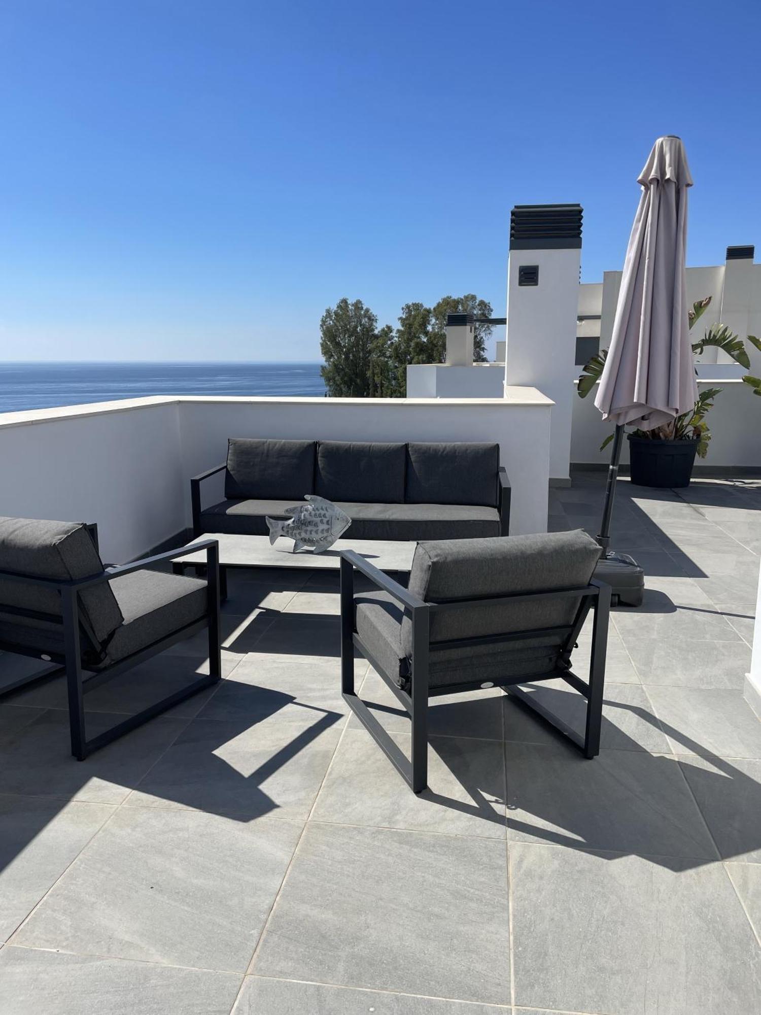 Sunny Penthouse Beach Apartment With Panoramic Views 阿尔姆尼卡 外观 照片