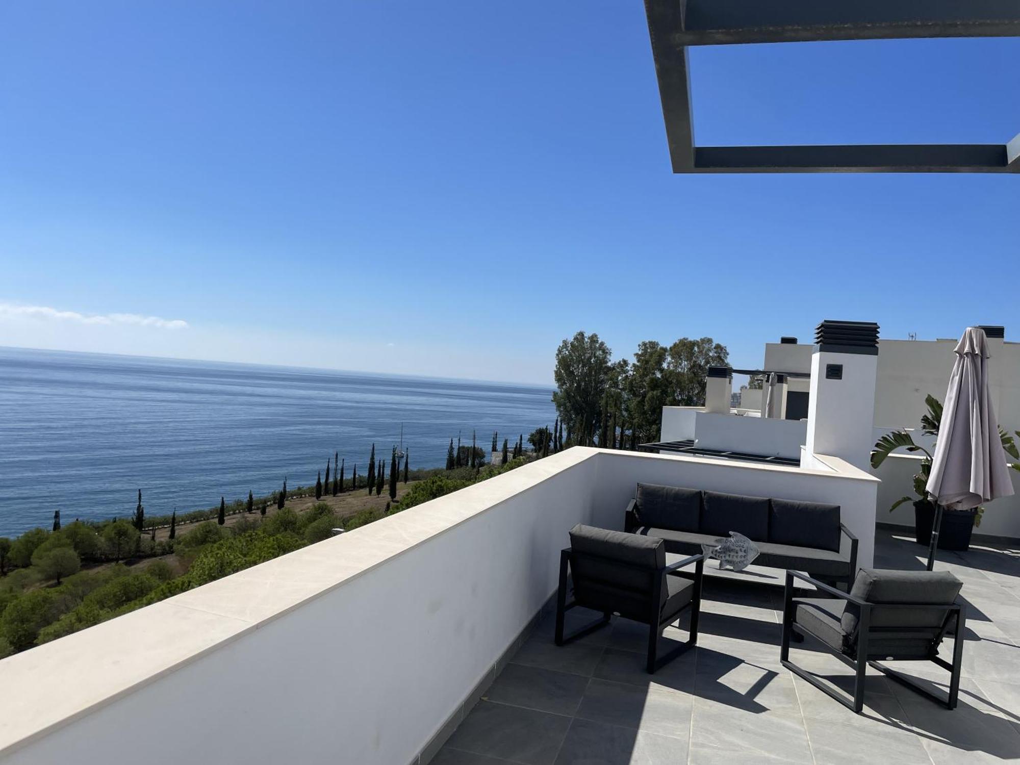 Sunny Penthouse Beach Apartment With Panoramic Views 阿尔姆尼卡 外观 照片