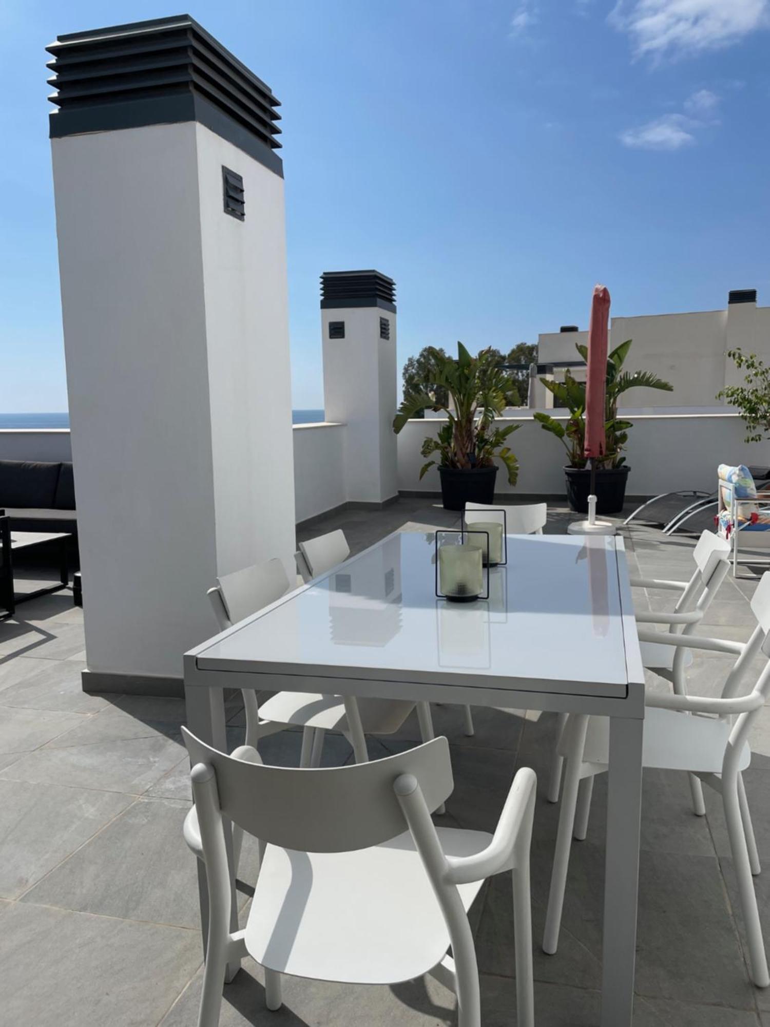 Sunny Penthouse Beach Apartment With Panoramic Views 阿尔姆尼卡 外观 照片