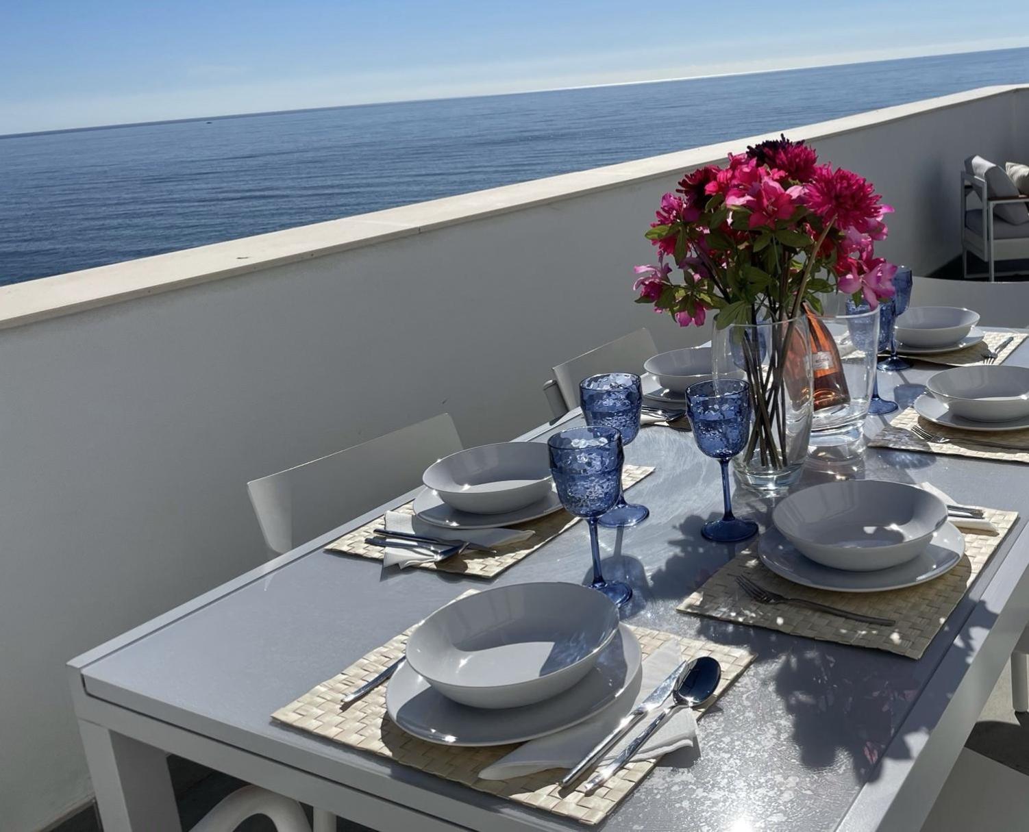 Sunny Penthouse Beach Apartment With Panoramic Views 阿尔姆尼卡 外观 照片